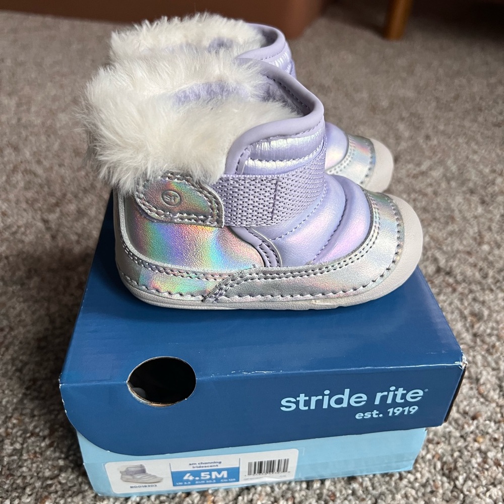 Stride Rite Unisex-Baby Soft Motion Channing First Walker Shoe - Picture 3 of 9